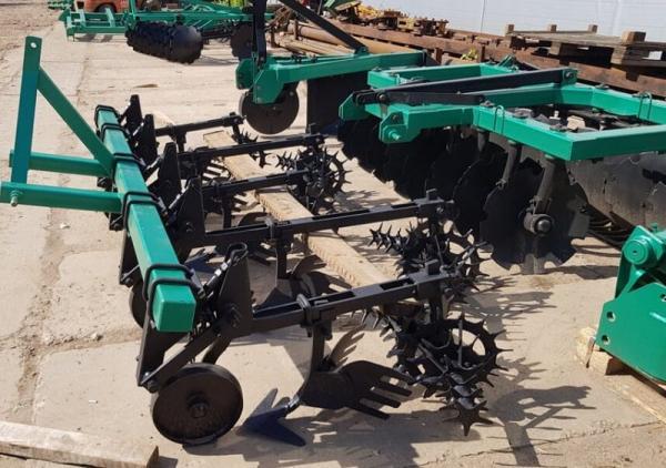 Культиватор навесной КОН-2,8-02 с роторами с одновременным боронованием